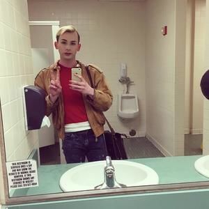 Meet your Posher, Alexander